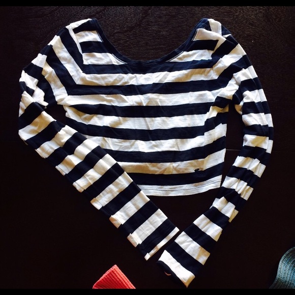 Abercrombie crop top - Picture 1 of 2